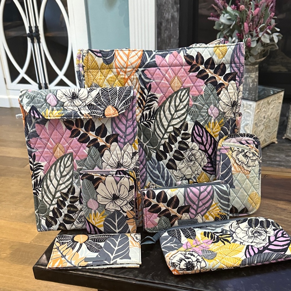Vera Bradley, Palm Floral, Vibrant Quilted Floral Accessory Set